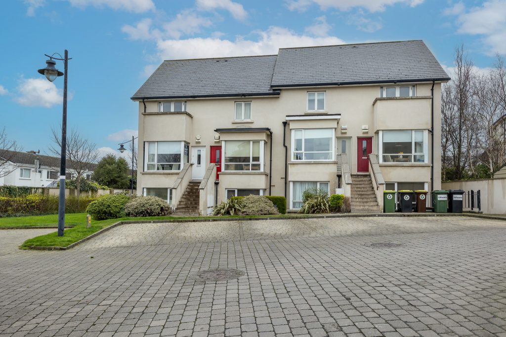 64 The Cresent, Robswall, Malahide, Co Dublin, Dublin, K36TX03